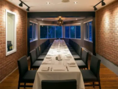 聖皮埃爾湖酒店 三河城酒店