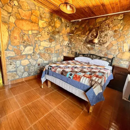 Uysallar Koy Evi