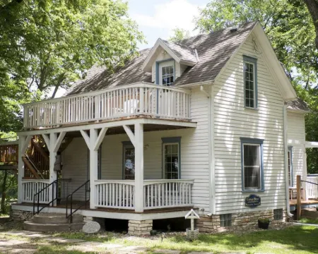 Prairie Creek Inn Hotels in Stevens Creek