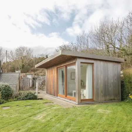 Bron Heulog Cottage