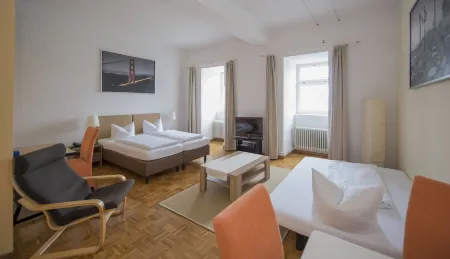 Apartment Hotel Konstanz Отели рядом с достопримечательностью «Собор Девы Марии»