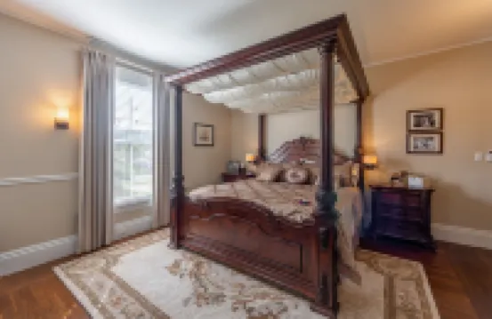 Homestead Inn