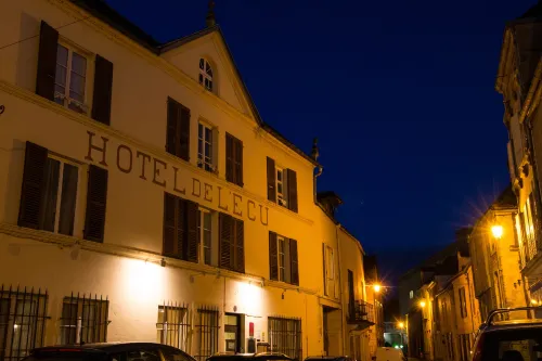 Logis Hôtel Restaurant de l'Ecu Hotels in Montbard
