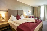Dei Hotel Schönblick فنادق في Velden am Worthersee