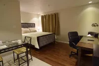 The Lion Inn & Suites