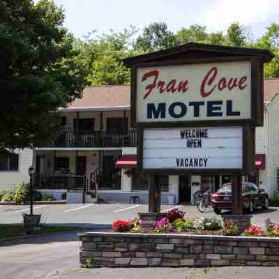 Fran Cove Motel Hotel Exterior