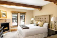 Four Bedroom Suite 4 Apartment Hotel by Redawning