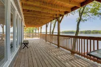 Pet-Friendly Lexington Vacation Rental on Lake!