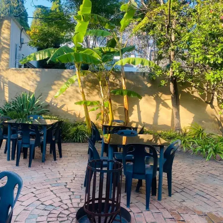 Rosebank Lodge & Backpacker