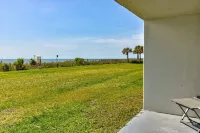 0101 Coastal Retreat by Atlantic Towers Hotels in Carolina Beach