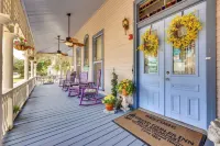Grand Gables: Home 1 Block to St Johns River - Wifi