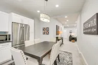 Bright and Modern Home 2 Mi to Presque Isle Airport - Wifi