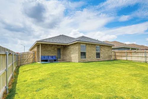 Modern Home in Upcoming Area 8 Mi to Texas Tech - de charme