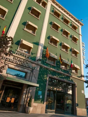 Ramon Berenguer IV Các khách sạn gần Casa Dels Gegants