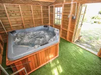 Stallington Hall Farm - Bungalows