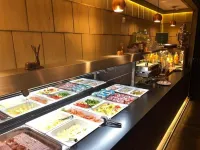 Hotel Gasthaus Zur Sonne - breakfast