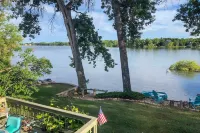 Lakefront Fort Collins Townhome, Only 3 Mi to Csu! - spa