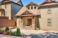 Center Hill Lake Rental: Steps to Hurricane Marina - 3-Star