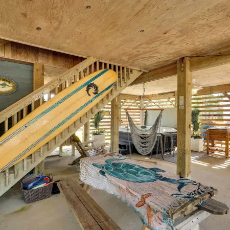 Hot Tub and Fire Pit Outer Banks Family Getaway!