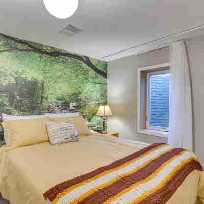 9 Mi to Dtwn: Quiet South Denver Apartment Rooms