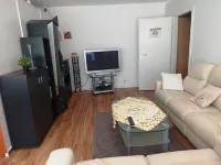 5 Minuten von Frankfurt, Ruhige Ferienwohnung/ Monteurzimmer mit Terrasse Hotels in Bad Vilbel