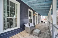 Spacious Abode, Walk to Texas Heroes Square! - Parking