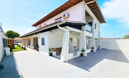 JF Studio Hotel Отели в г. Paco do Lumiar