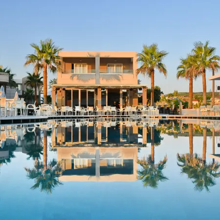 Castro Beach Hotel