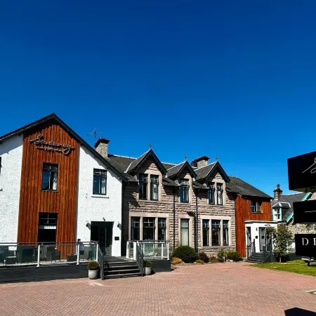 Sweeney Aviemore Two