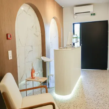 Uphill Unique Boutique Suites