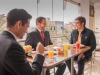 HOTEL AVENIDA - Desayuno