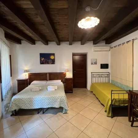 L'Antica Torre Caralis Holiday