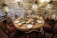 Chateau Du Comte Hôtels à : Ghosta