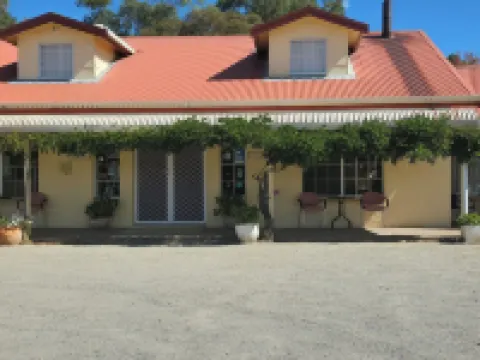 MOTEL ROYAL TARA Hotels in Yass