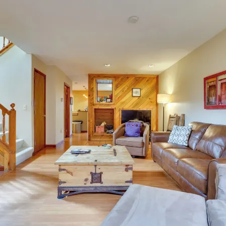 2 Mi to Frisco Ski Hill: Mountain Home w/ Hot Tub!
