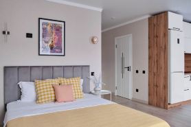 Seven City Apartments