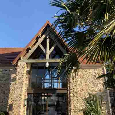 Les Lodges - Parrot World Hotel Exterior
