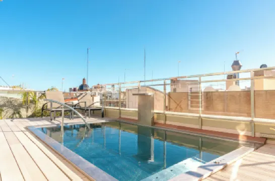 大教堂套房酒店 鄰近無助者聖母大教堂的酒店