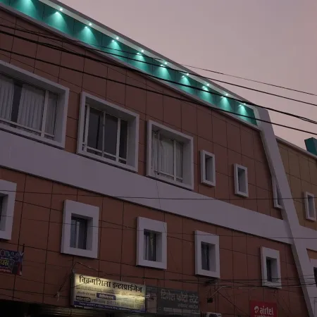 Hotel Embassy International