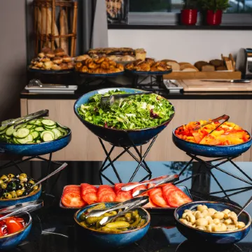 Focus Hotel Premium Gdańsk Отели рядом с достопримечательностью «Гданьский монастырь цистерианцев»