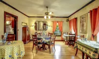 A' Tuscan Estate Bed & Breakfast - breakfast