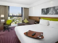 Hampton by Hilton Liverpool/John Lennon Airport Hotel berhampiran Dewan Speke