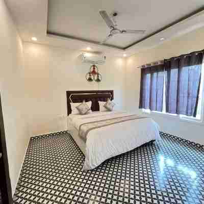 GoBravo 16 Sector 150 Noida Rooms