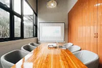 Sans WM Hotel Blitar