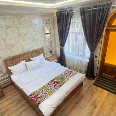 ONE GLOBAL FAMILY GUEST ROOM Rooms