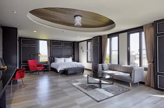 菈芙卡精品會館