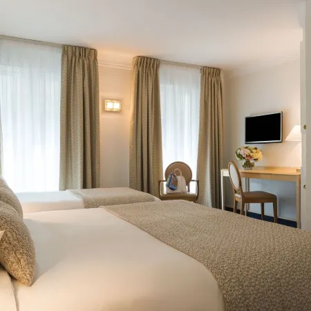 Atlantic Hotel Отели рядом с достопримечательностью «Станция Обер»