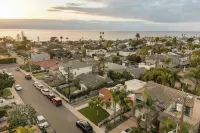 La Jolla Stay w/ Firepit & Walk to Beach Arenas