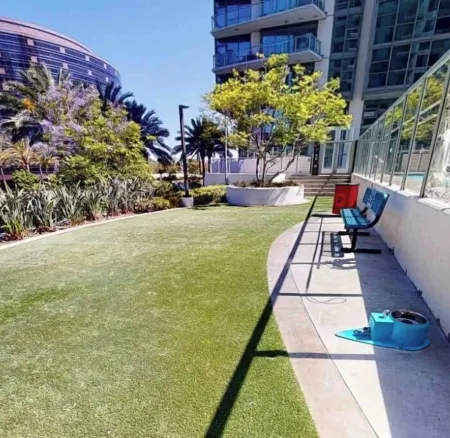 Spacious Luxury High-rise 2bd 2ba w/pool spa & gym