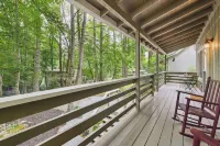 Maggie Valley Mtn Escape w/ Fire Pit & Deck - parking